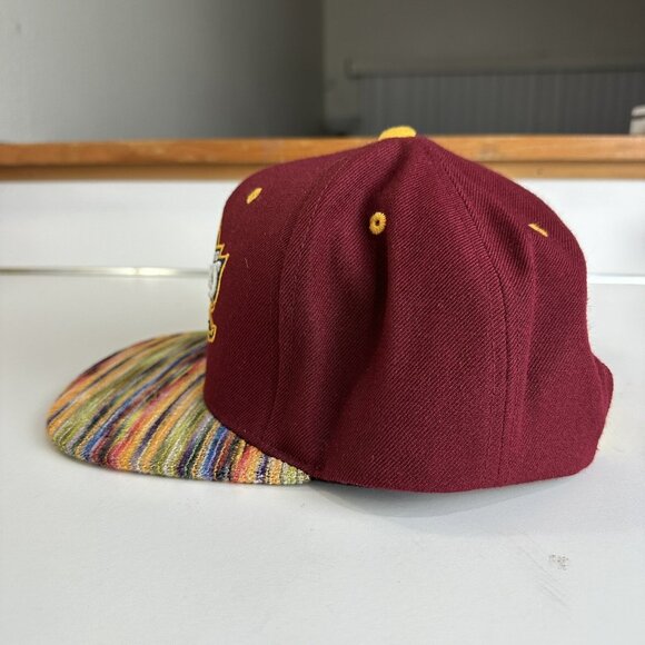 Cleveland Cavaliers NBA Cap Mitchell & Ness Snapback Flat Rainbow Stitched Bill - Picture 4 of 9